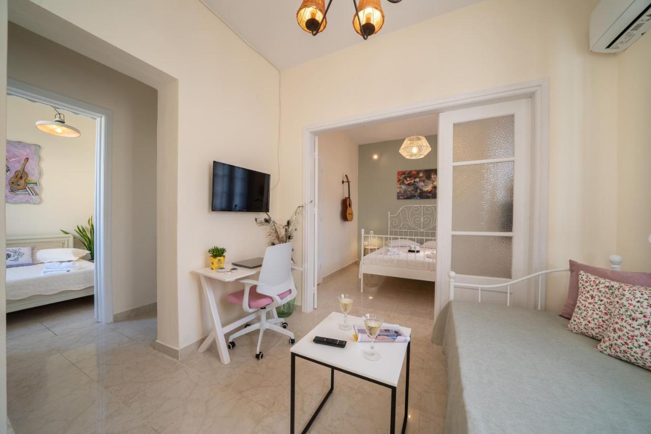 Flowers In The City - Elegant Home In Argostoli Eksteriør billede